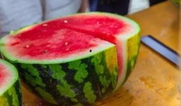 别人还吃瓜,揭秘娱乐圈最新“吃瓜”事件