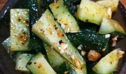 在云南小瓜怎么吃才好吃,云南小瓜的多样美味吃法探索