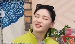 李向怡吃瓜和成毅吃瓜,瓜田里的明星互动